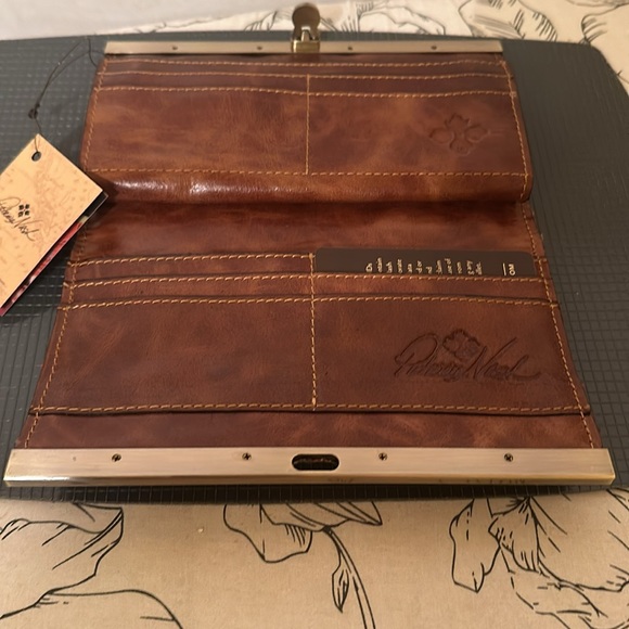 Wallet - Picture 5 of 6